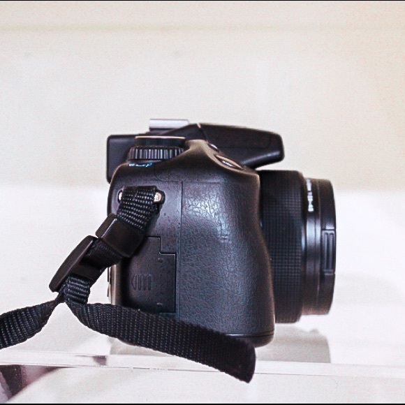 Olympus Camera - Picture 3 of 4